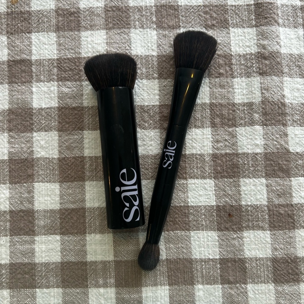 Saie Black Makeup Brushes Set